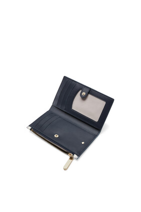 محفظة سبنسر رفيعة صغيرة بتصميم ثنائي الطي